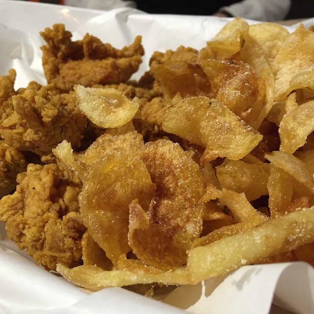 Korean Fried Chicken. Finally get to try this competitor to 李家. MUCH much better